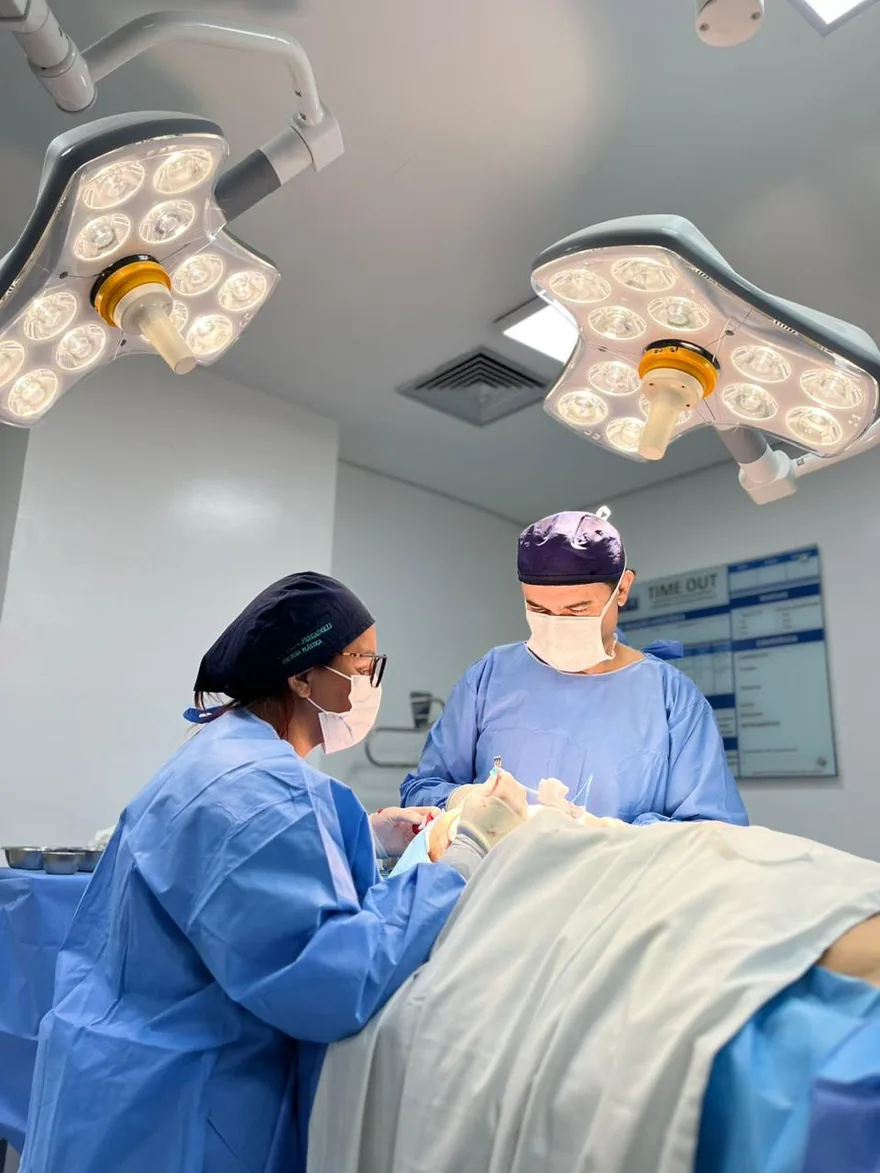 Cirurgia Dr. Leandro Fregadolli